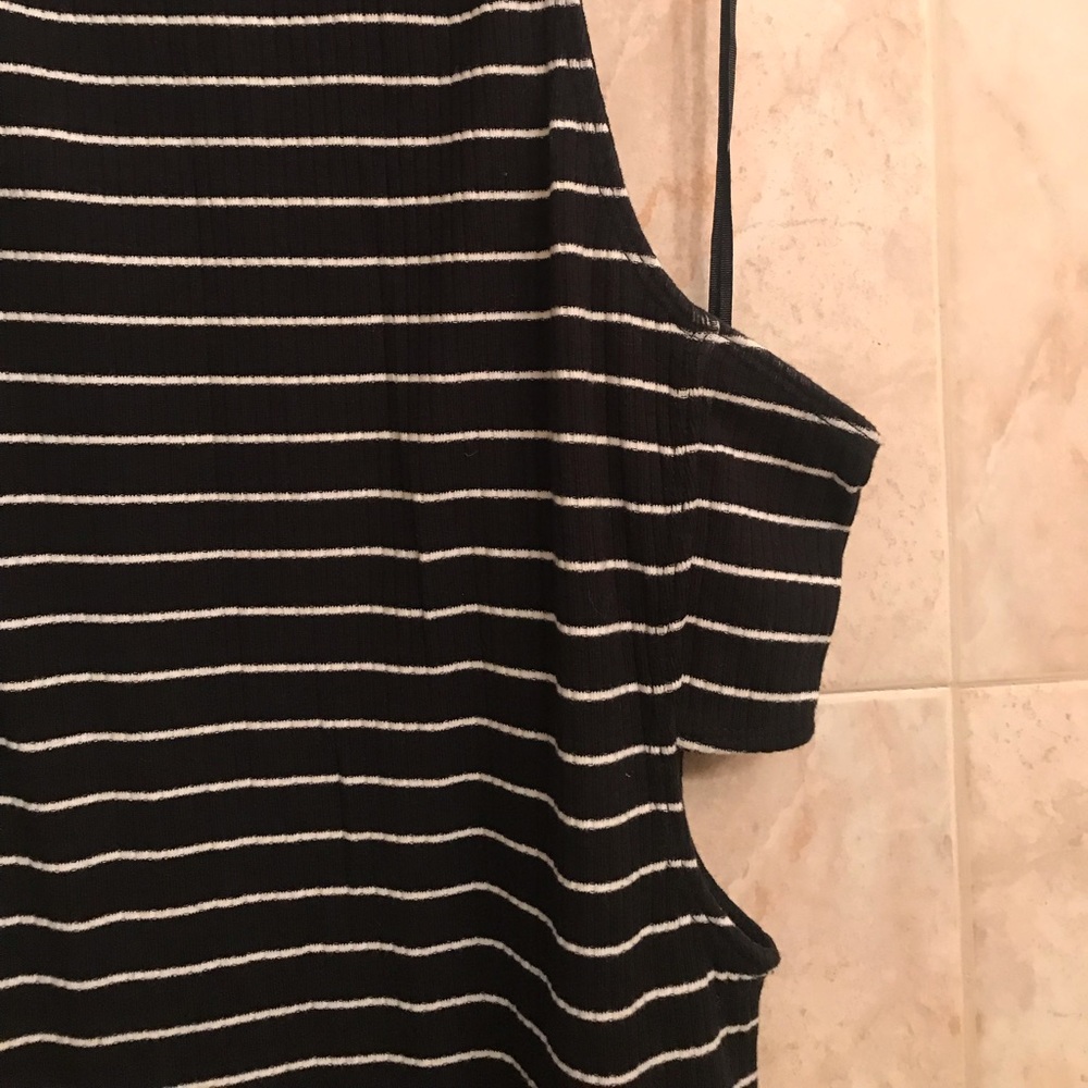 Express Cut-Out Dress - Picture 2 of 2